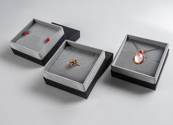 Verpackenkästen Grey Velvet Lined Cardboard Jewelrys mit kundengerechtem Logo Printing