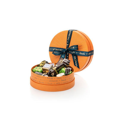 Schokolade Durchmessers 14cm verpackende Weihnachts, sortierte Schokoladen-Geschenkbox-Band-Schließung