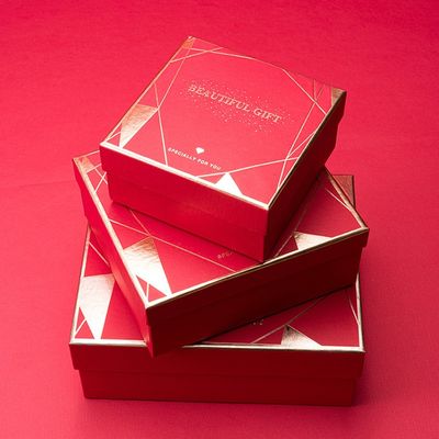 Handgefertigte harte Pappbrautjungfern-Geschenkboxen, die mit Deckeln verpacken