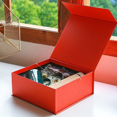 Vor eingewickelter magnetischer Fang Papp-Flip Top Gift Boxes Withs