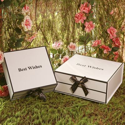 Vor eingewickelter magnetischer Fang Papp-Flip Top Gift Boxes Withs