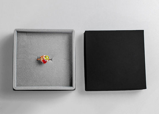 Verpackenkästen Grey Velvet Lined Cardboard Jewelrys mit kundengerechtem Logo Printing