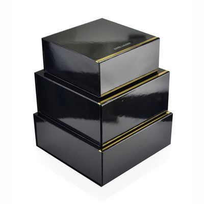 CMYK-Farbhandgemachte zusammenklappbare magnetische Geschenkboxen glatte schwarze 20.5*20.5*9cm
