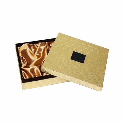 Gold-Debossed-Papppapier-Kasten-Quadrat mit Satin-Schaum-Behälter