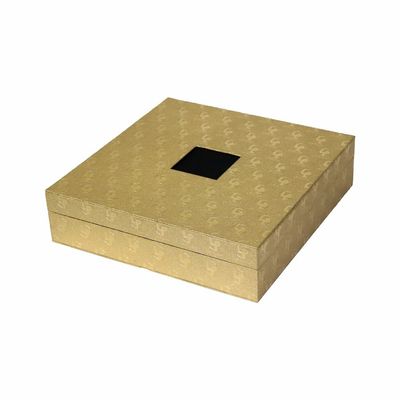 Gold-Debossed-Papppapier-Kasten-Quadrat mit Satin-Schaum-Behälter