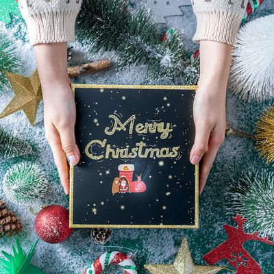 Eingestellt von der unterschiedlichen Pappweihnachtsgeschenkbox der Größen-vier für Schal-Handschuhe