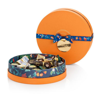 Schokolade Durchmessers 14cm verpackende Weihnachts, sortierte Schokoladen-Geschenkbox-Band-Schließung