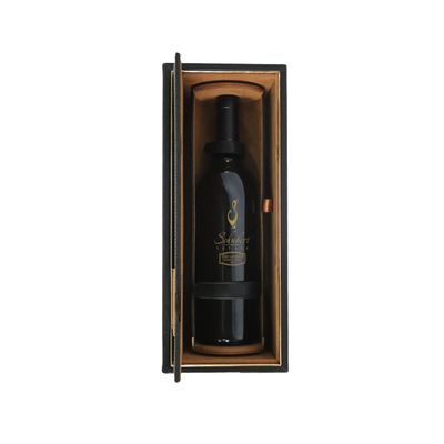 Aufbereitete Pappwein-Geschenk-Verpackenkästen, einzelnes Wein-Flaschen-Kasten-Dia heraus schwarz